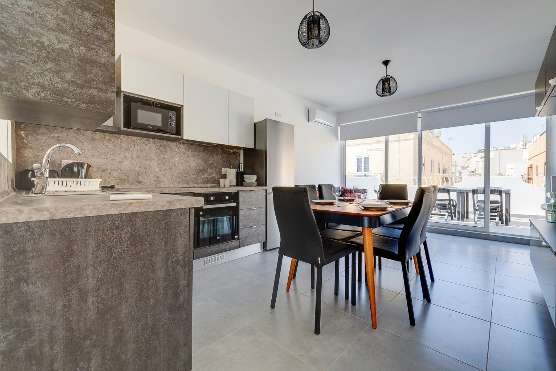 Stunning 2Br Holiday Penthouse In Central Sliema Bagian luar foto
