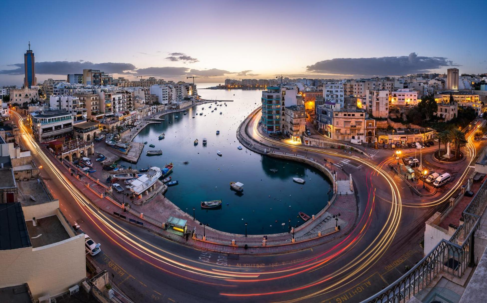Stunning 2Br Holiday Penthouse In Central Sliema Bagian luar foto